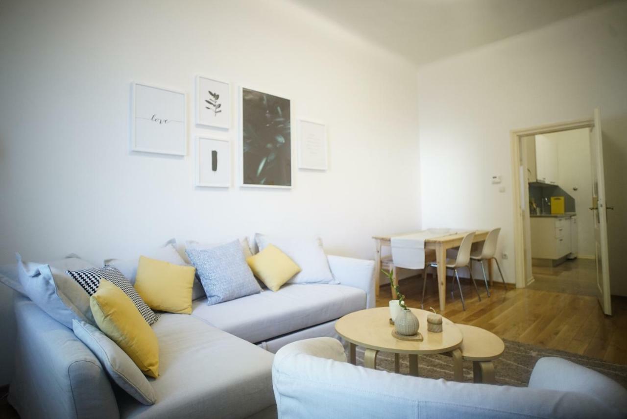 Apartment Centar Загреб Экстерьер фото